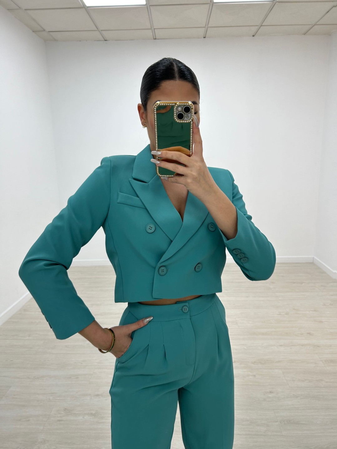TRAJE CROP EXCLUSIVO TURQUESA