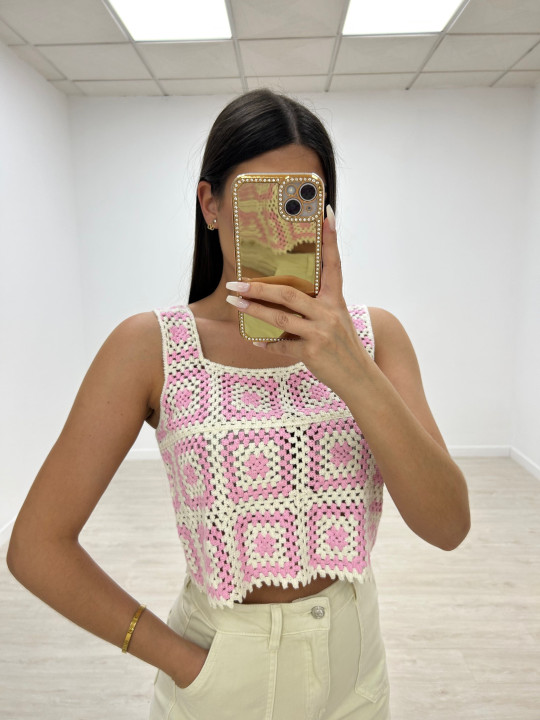 TOP CROCHET CUADROS ROSA