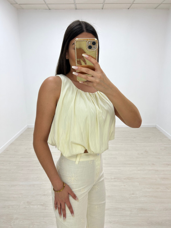 BLUSA ABULLONADA BEIGE