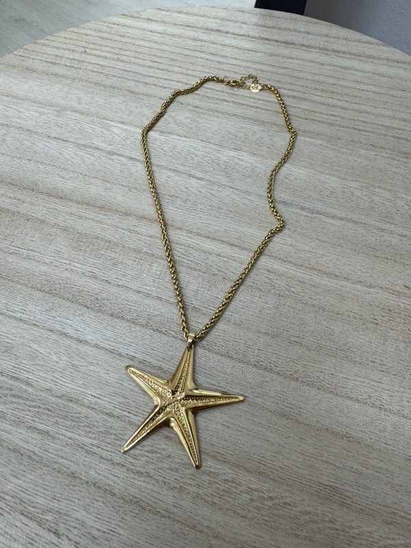 COLGANTE ESTRELLA RELIEVE