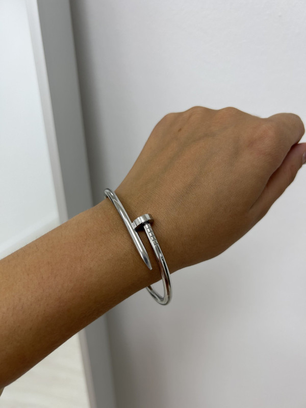 PULSERA CLAVO PLATA