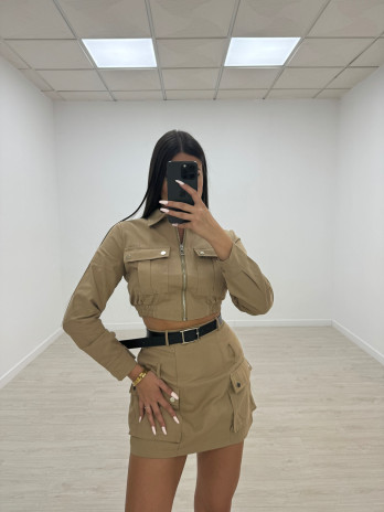 CONJUNTO FALDA+CHAQUETA CARGO CAMEL