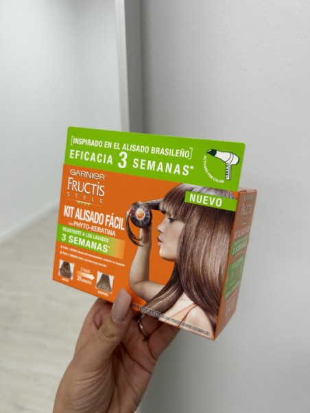 KIT ALISADO DE GARNIER FRUCTIS.