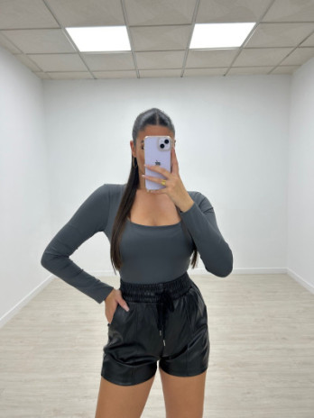 SHORT POLIPIEL CORDÓN NEGRO