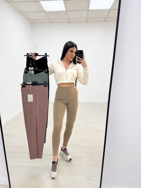LEGGINS FRUNCE LICRA LEGGINS FRUNCE LICRA