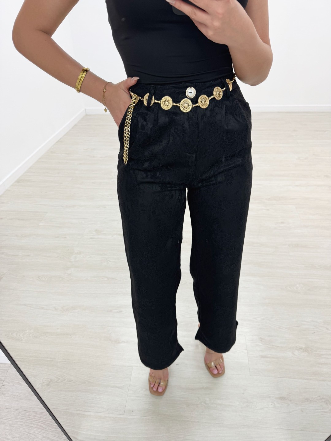 PANTALÓN BORDADO