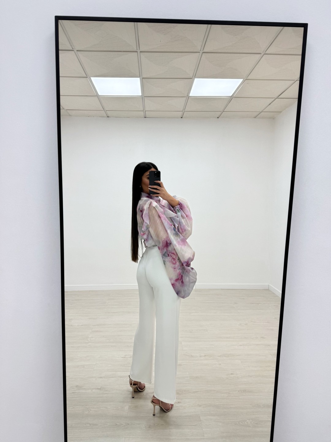 PANTALÓN EXCLUSIVO + CADENA BLANCO