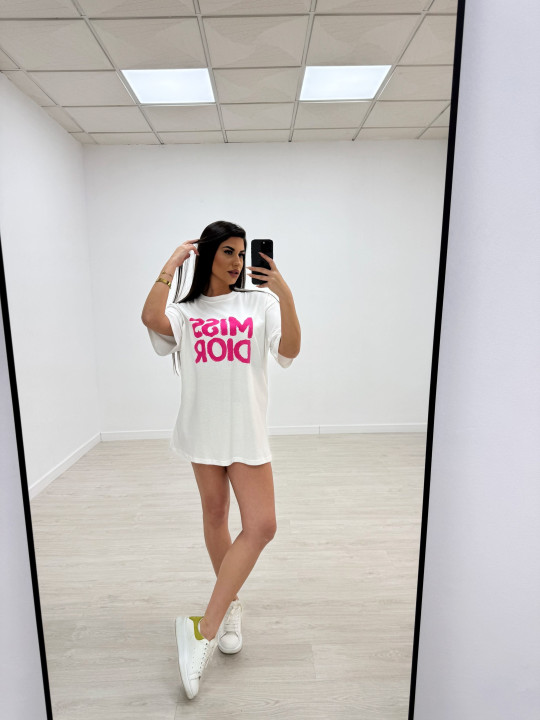 CAMISETA MISS D ROSA CAMISETA MISS D ROSA