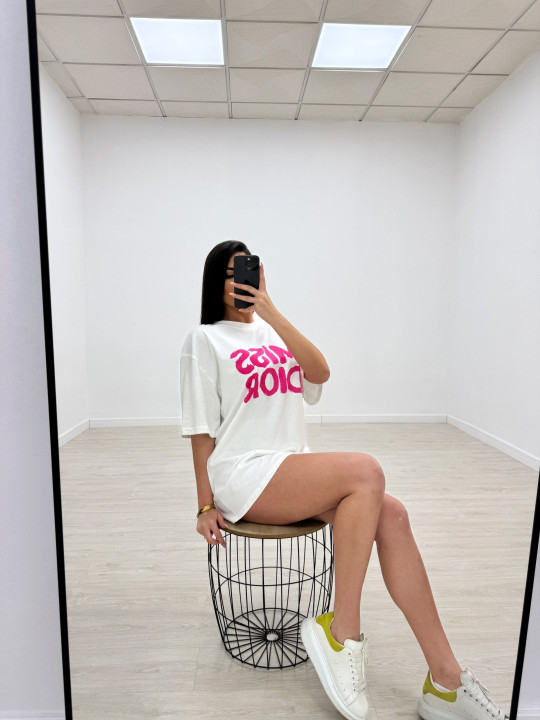 CAMISETA MISS D ROSA CAMISETA MISS D ROSA