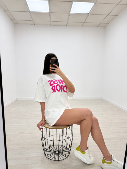 CAMISETA MISS D ROSA CAMISETA MISS D ROSA