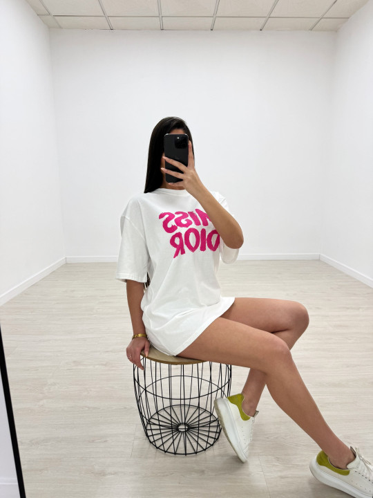 CAMISETA MISS D ROSA CAMISETA MISS D ROSA