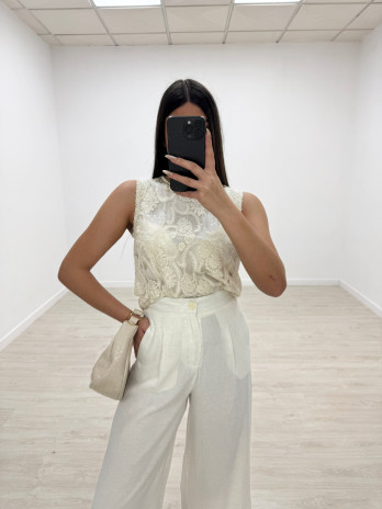 CONJUNTO LINO BORDADO EXCLUSIVO