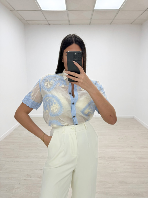 CAMISA RELIEVE CELESTE