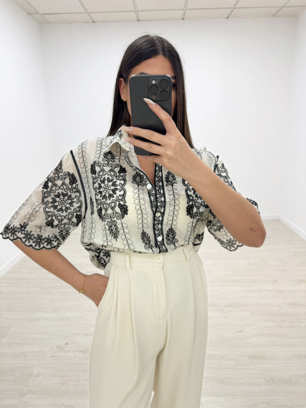 CAMISA  BORDADA LINO NEGRA