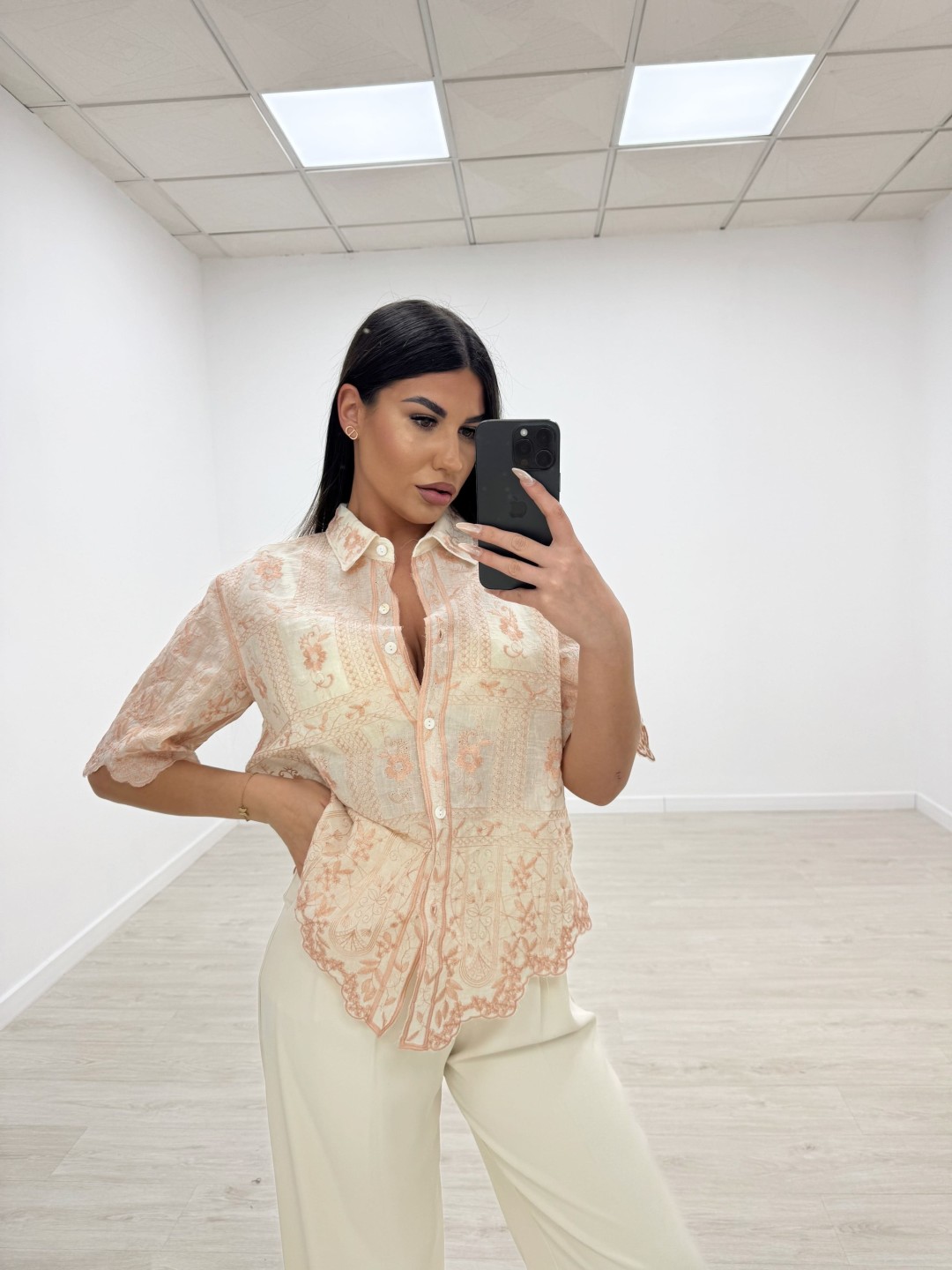CAMISA BORDADA LINO ROSA