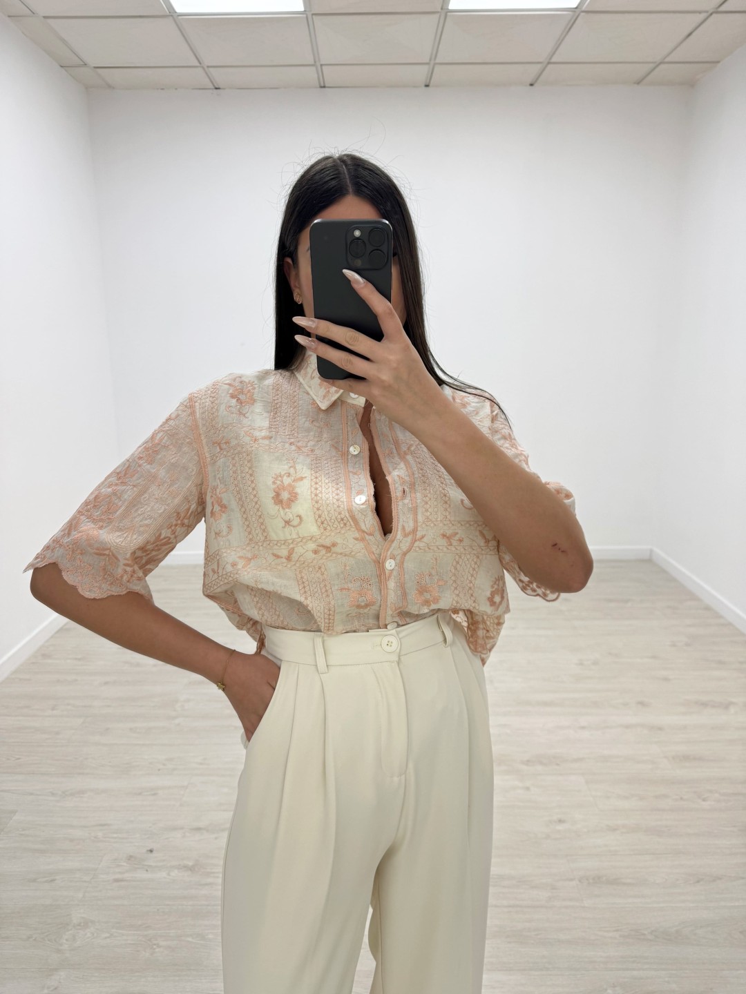 CAMISA BORDADA LINO ROSA