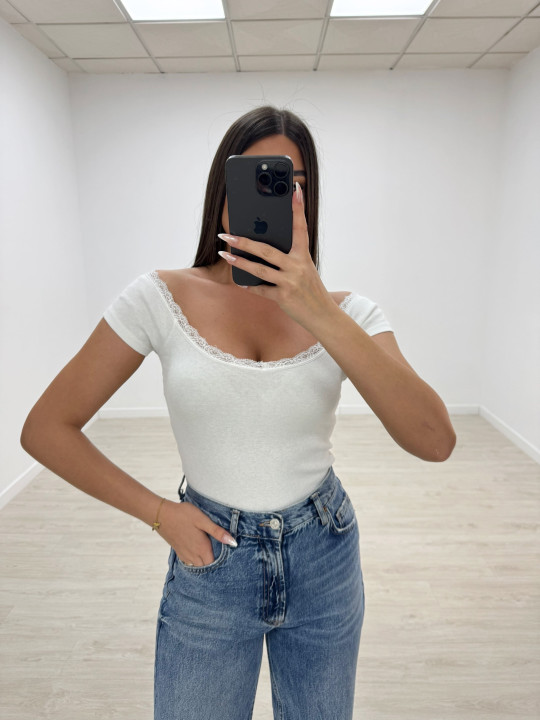 CAMISETA ENCAJE BLANCA