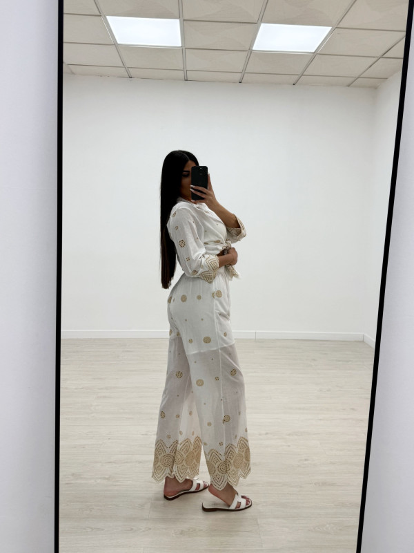 CONJUNTO BORDADO CAMEL LARGO