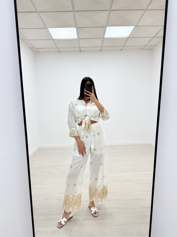 CONJUNTO BORDADO CAMEL LARGO