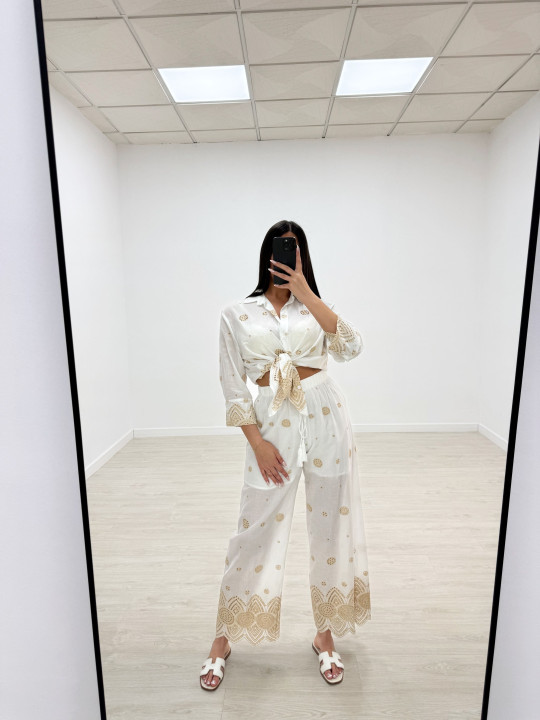 CONJUNTO BORDADO CAMEL LARGO