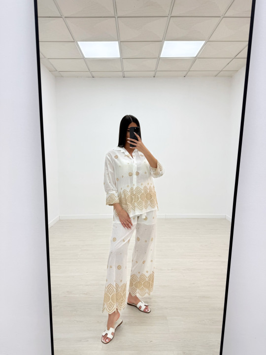 CONJUNTO BORDADO CAMEL LARGO