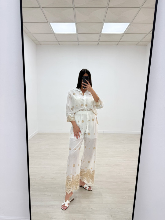 CONJUNTO BORDADO CAMEL LARGO