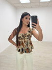 BLUSA ASIMÉTRICA ESTAMPADA BLUSA ASIMÉTRICA ESTAMPADA