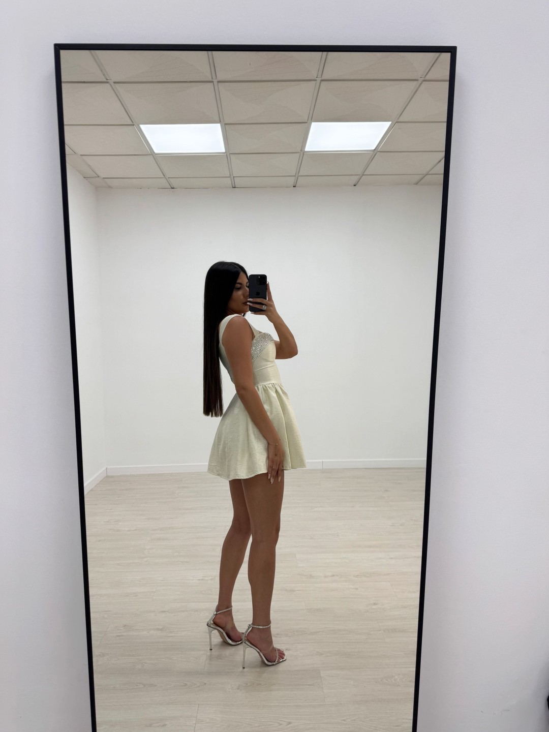 VESTIDO ZINNIA BEIGE