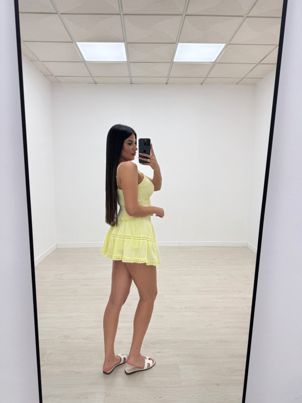 FALDA MINI DETALLE AMARILLA
