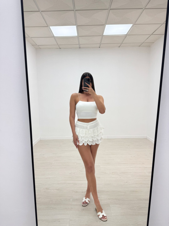 SHORT PERFORADO BLANCO