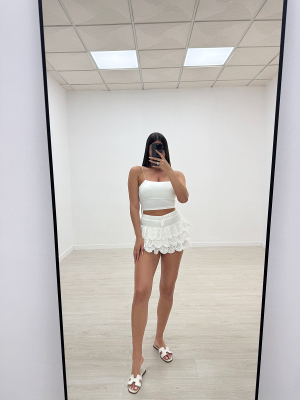 SHORT PERFORADO BLANCO