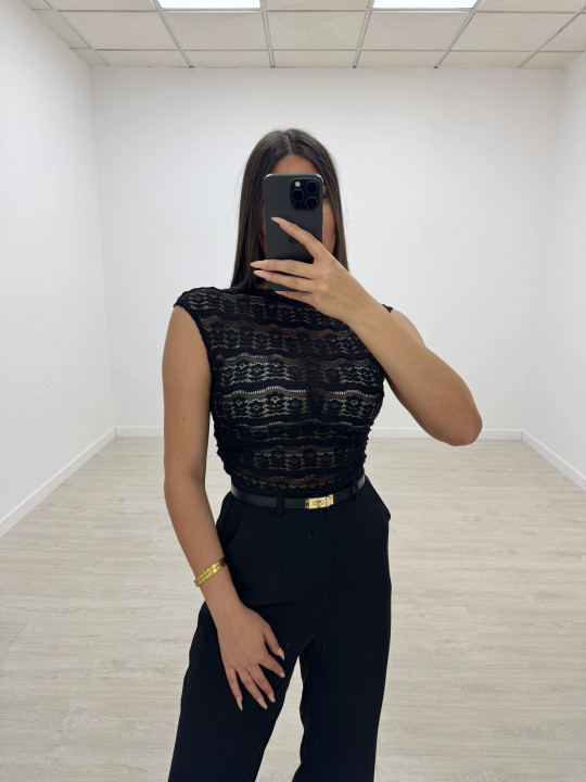 TOP ASIMÉTRICO ENCAJE NEGRO