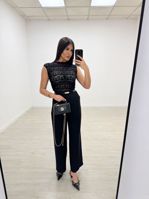 TOP ASIMÉTRICO ENCAJE NEGRO