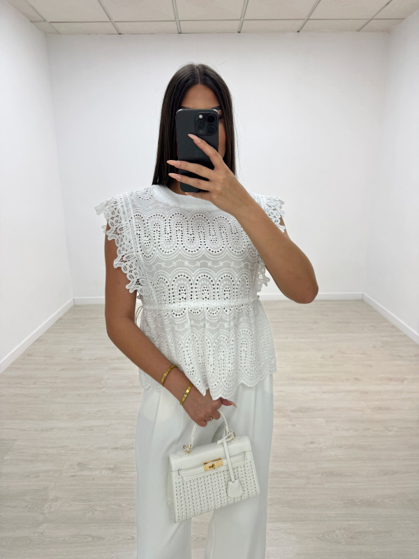 BLUSA BORDADA BLANCA