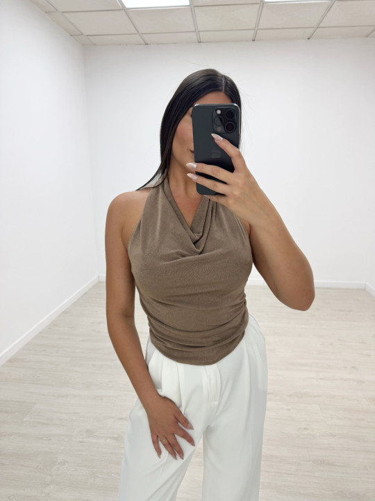TOP BÁSICO HALTER MARRÓN