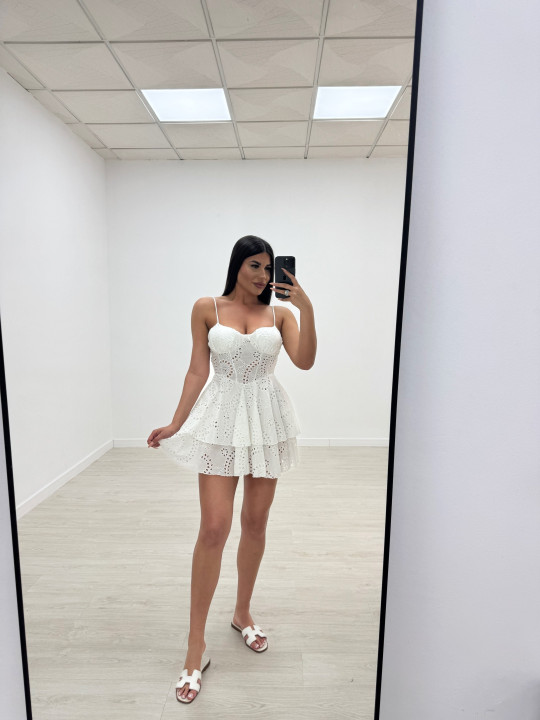 VESTIDO PERFORADO BLANCO VESTIDO PERFORADO BLANCO