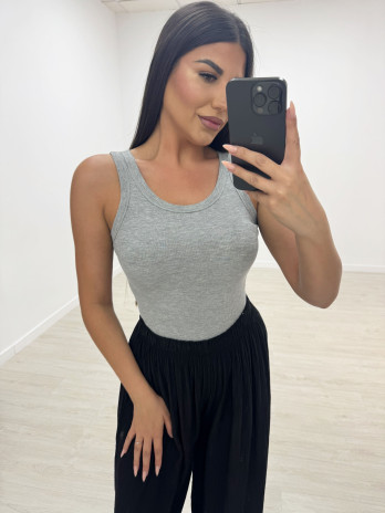 TOP BÁSICO CANALÉ GRIS