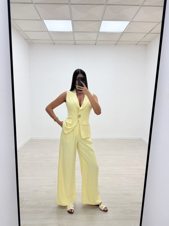 TRAJE EXCLUSIVO ESTRELLA AMARILLO TRAJE EXCLUSIVO ESTRELLA AMARILLO