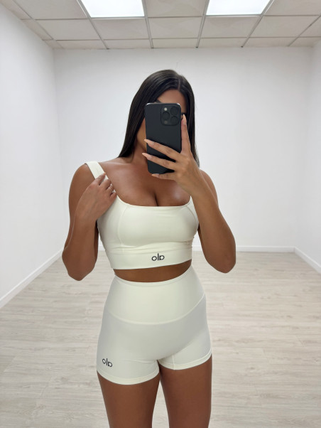 CONJUNTO ALO CREMA