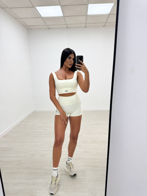 CONJUNTO ALO CREMA