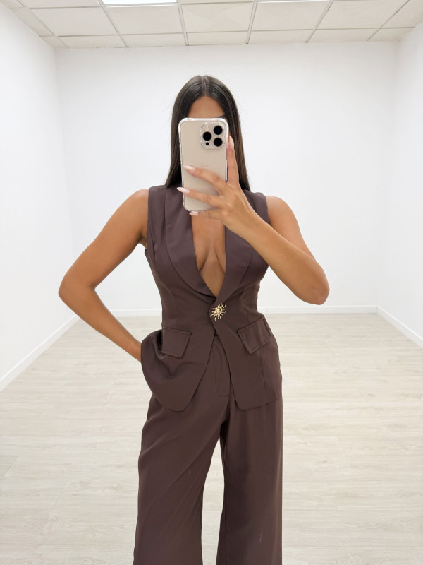 TRAJE ESTRELLA EXCLUSIVO MARRÓN