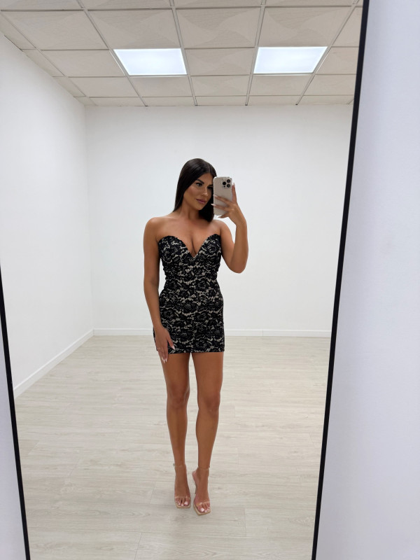 VESTIDO PALABRA DE HONOR ENCAJE NEGRO