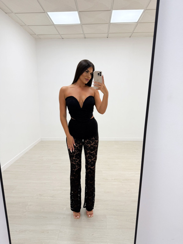 CONJUNTO ENCAJE NEGRO