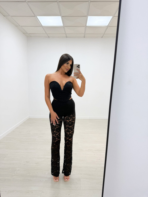 CONJUNTO ENCAJE NEGRO