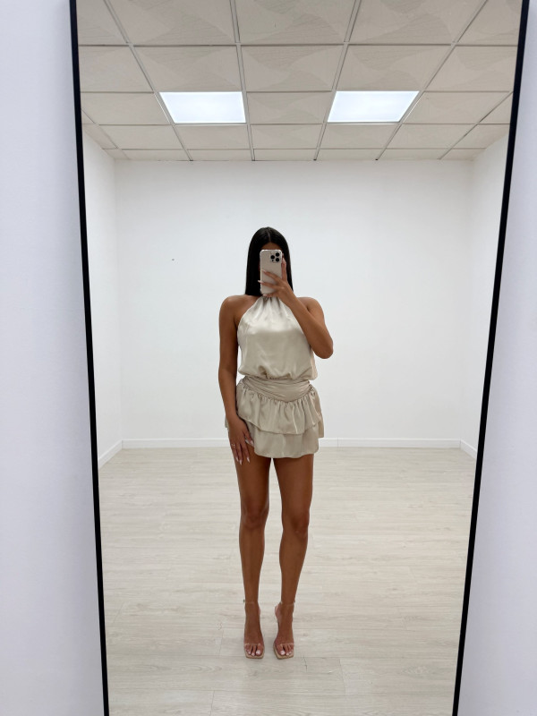 VESTIDO-MONO VOLANTES SATINADO BEIGE