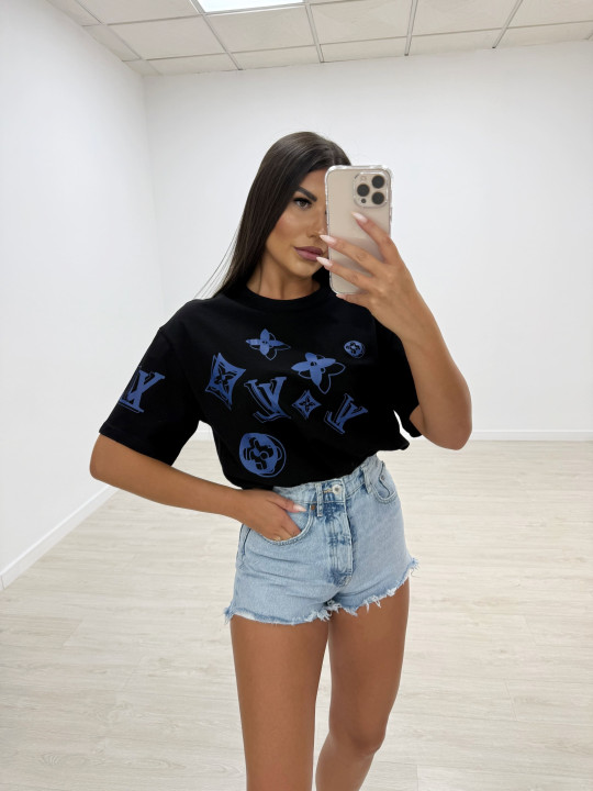 CAMISETA LV MONOGRAM NEGRA CAMISETA LV MONOGRAM NEGRA