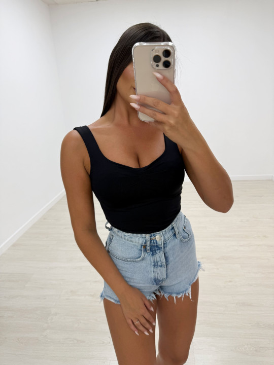 TOP BASIC LICRA NEGRO