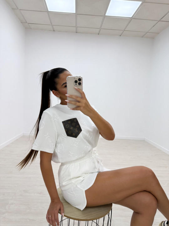 CONJUNTO LV RELIEVE BLANCO CONJUNTO LV RELIEVE BLANCO