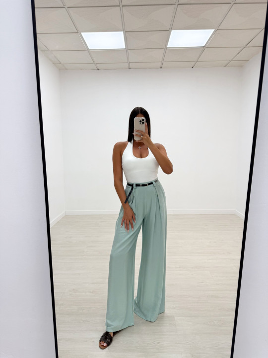 PANTALÓN WIDE LEG FLUIDO + CINTURÓN TURQUESA PANTALÓN WIDE LEG FLUIDO + CINTURÓN TURQUESA