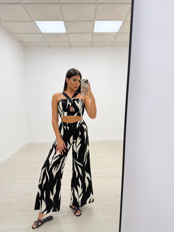 CONJUNTO ESTAMPADO BN